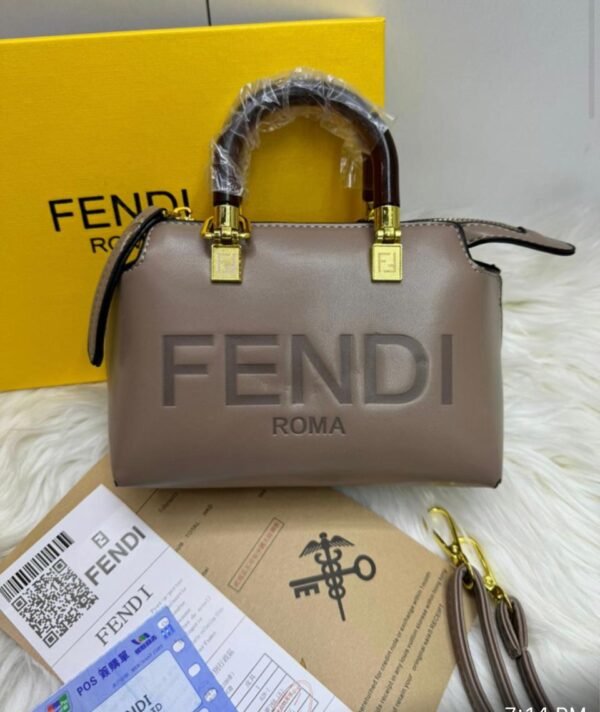 Fendi Shoulder Bag Master - Image 3